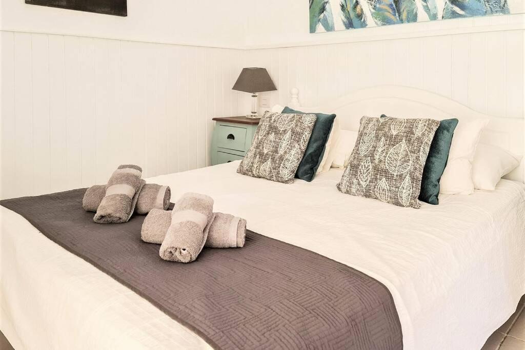 Stunning Sea View Villa With 6 Bedrooms & Heated Pool - Villa Renaissance Playa Blanca  Zimmer foto